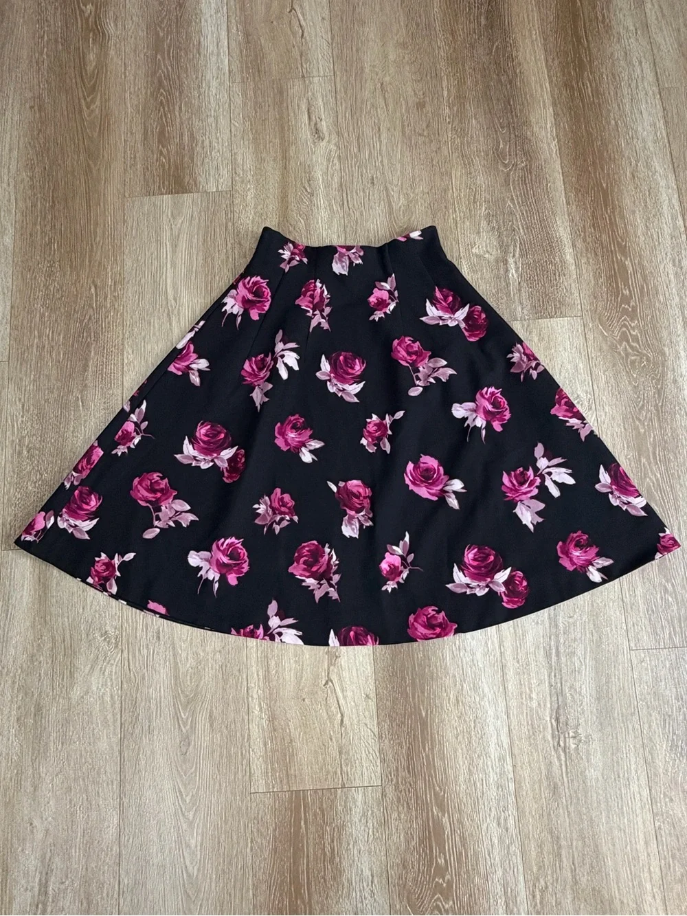 KATE SPADE New York Encore Rose Floral Flared Skirt in Black Pink Size 4